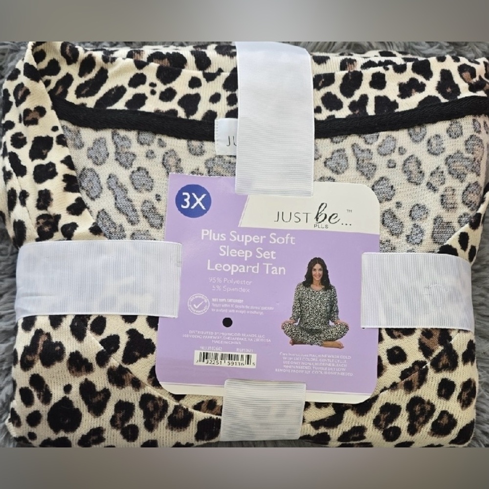 Just Be Super Soft Plus Leopard Sleep Set Pajamas